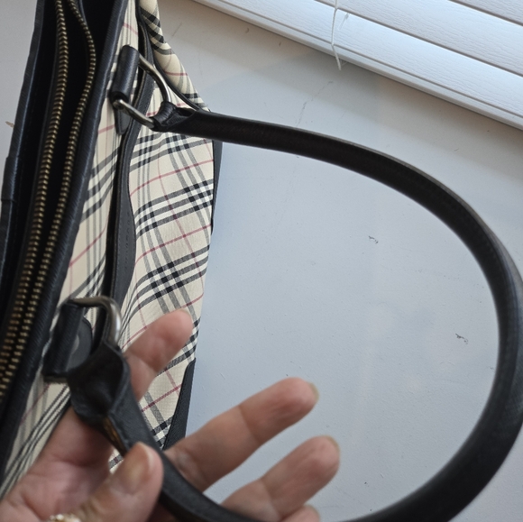 Authentic Vintage Burberry bag - Picture 11 of 14